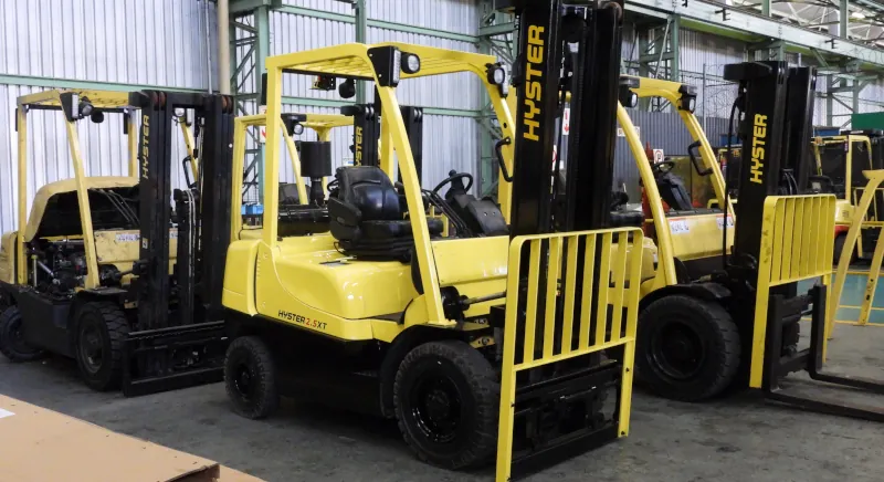 electric forklifts